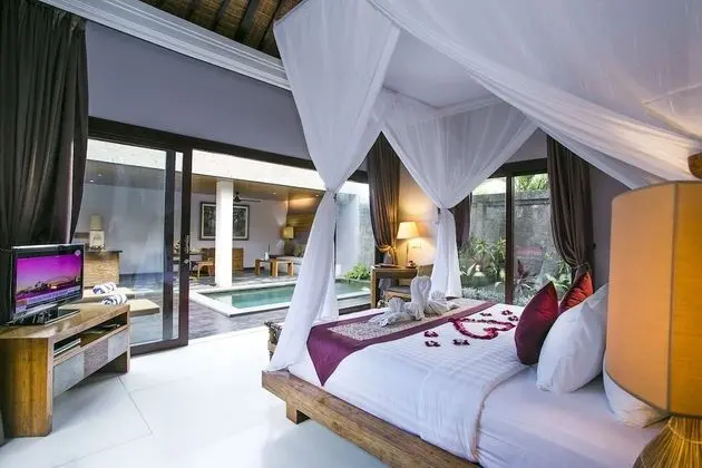 One Bedroom Pool Villa, Airport Pick Up