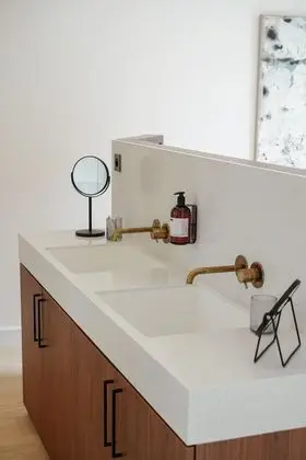 Comfort Tek Büyük Yataklı Oda, Avlu Manzaralı