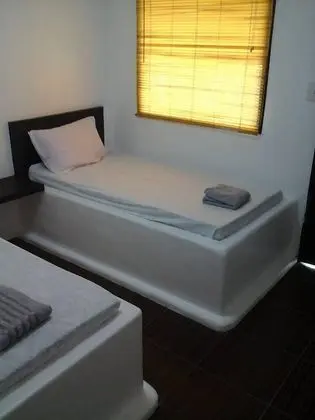 Üç Kişilik Oda