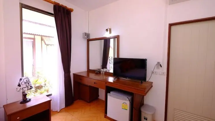 Deluxe Garden View (A/C)