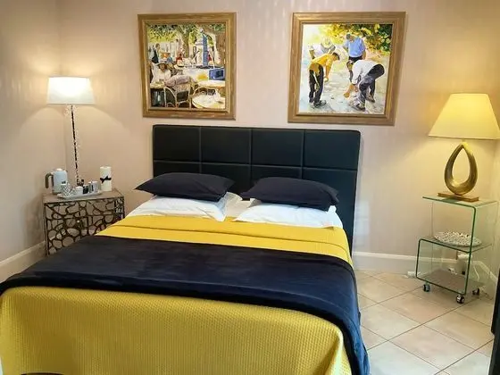 Comfort Tek Büyük Yataklı Oda