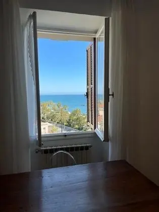 Family Oda, Deniz Manzaralı