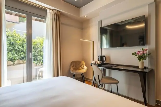 Classic Tek Büyük Yataklı Oda