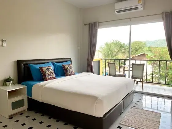 Standard Room (Air-conditioned)