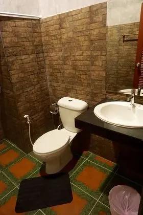 Standard Room (Air-conditioned)