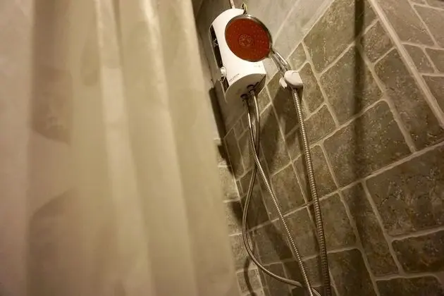 Standard Room (Air-conditioned)