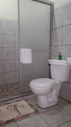 Standard Tek Büyük Yataklı Oda, 2 Çift Kişilik Yatak (No A/C)
