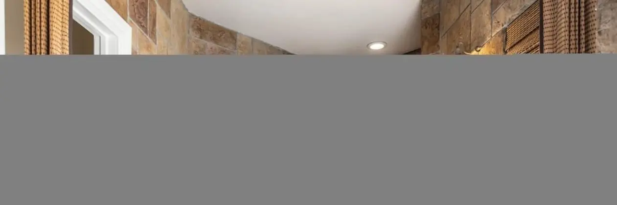Ev
