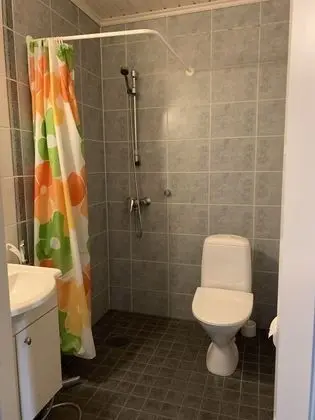 Basic Tek Kişilik Oda, Ortak Banyo, Avlu Manzaralı
