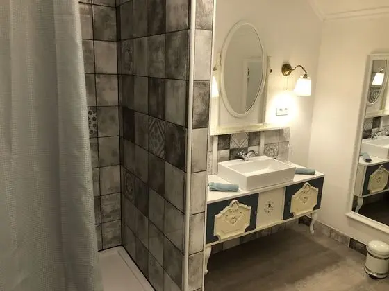 Design Tek Büyük Yataklı Oda