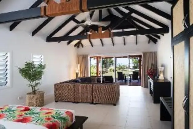 BUNGALOW
