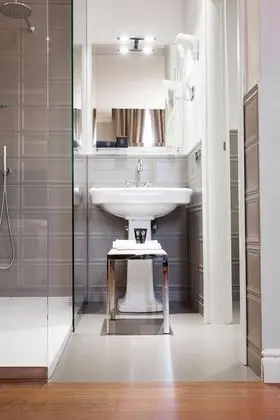 Superior Tek Büyük veya İki Ayrı Yataklı Oda