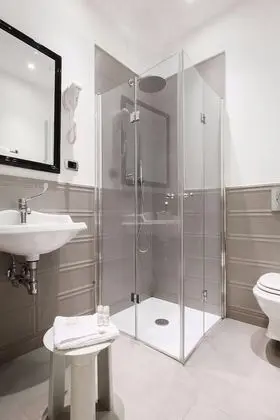 Superior Tek Büyük veya İki Ayrı Yataklı Oda