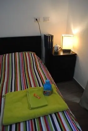 City Tek Büyük Yataklı Oda