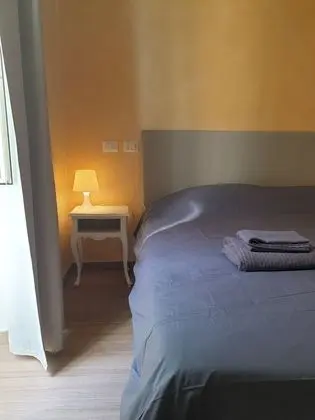 City Tek Büyük Yataklı Oda