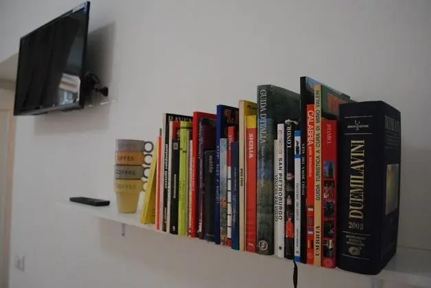 City Tek Büyük Yataklı Oda