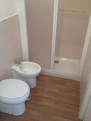 City Tek Büyük Yataklı Oda