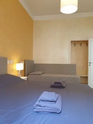 City Üç Kişilik Oda