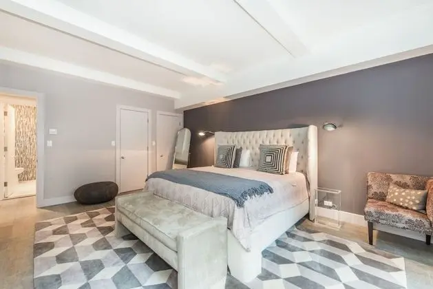 One Bedroom King Suite