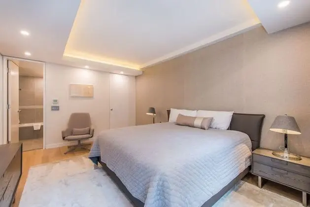 One Bedroom King Suite