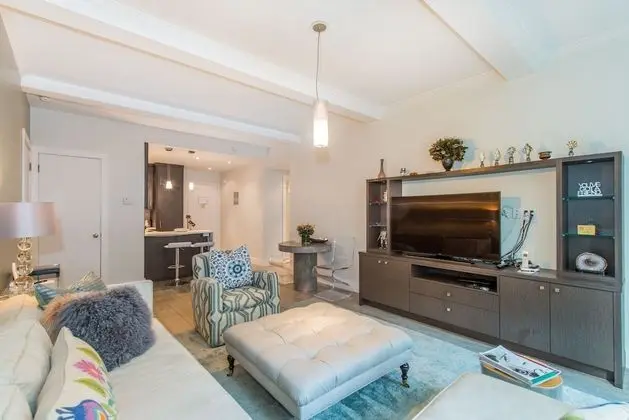 One Bedroom King Suite