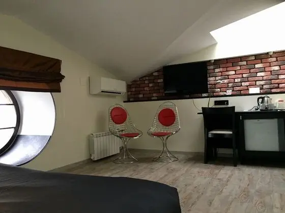 Standard Tek Büyük Yataklı Oda