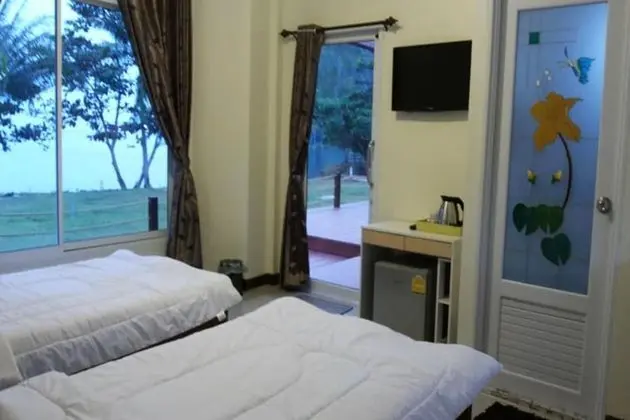 Double or Twin Room with Sea View