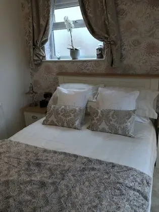 Deluxe Tek Büyük Yataklı Oda, 1 Çift Kişilik Yatak, Banyolu/Duşlu, Deniz Manzaralı