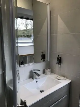 Deluxe Tek Büyük Yataklı Oda, 1 Çift Kişilik Yatak, Banyolu/Duşlu, Deniz Manzaralı