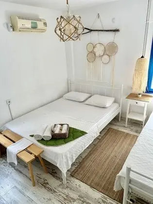 Üç Kişilik Oda
