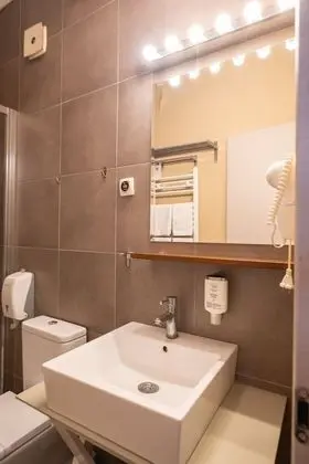 Deluxe İki Ayrı Yataklı Oda