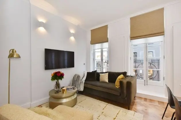 Executive Apart Daire