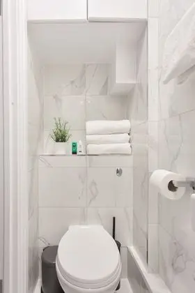 Tek Büyük Yataklı Oda, Banyolu/Duşlu (3)