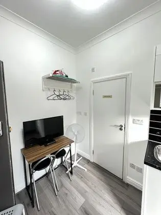 Tek Büyük Yataklı Oda, Banyolu/Duşlu (3)