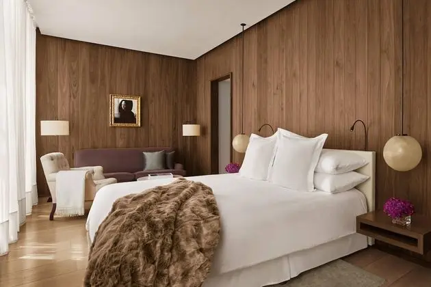 Çatı Katı (Loft), 1 En Büyük (King) Boy Yatak