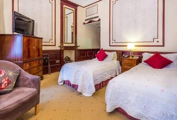 Deluxe Oda, 2 Tek Kişilik Yatak