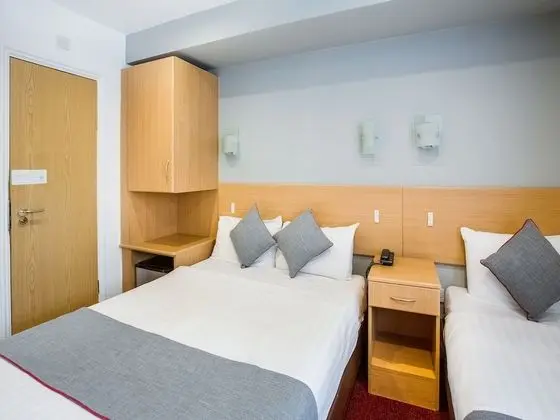 Deluxe Üç Kişilik Oda