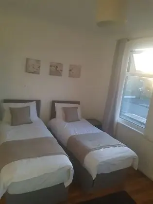 Deluxe Ev, 4 Yatak Odası