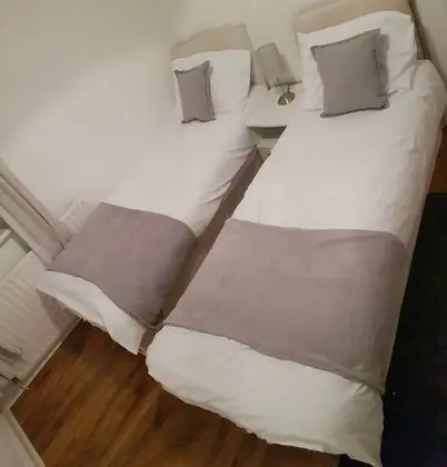 Deluxe Ev, 4 Yatak Odası