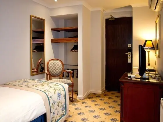 Superior Single Room