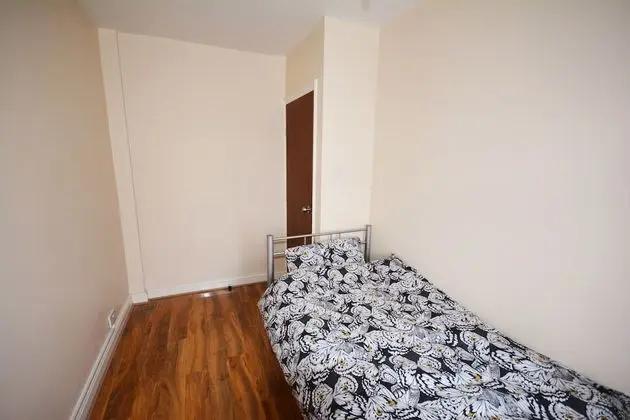 Deluxe Ev, 6 Yatak Odası