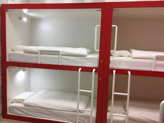 Ortak Ranzalı Oda, Sadece kadınlar için