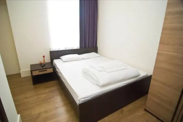 Üç Kişilik Oda, Banyolu/Duşlu