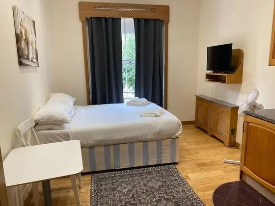 Deluxe Stüdyo, Özel Banyo