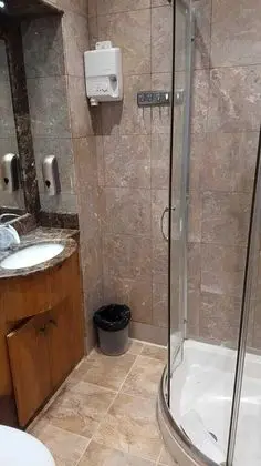Deluxe Stüdyo, Özel Banyo