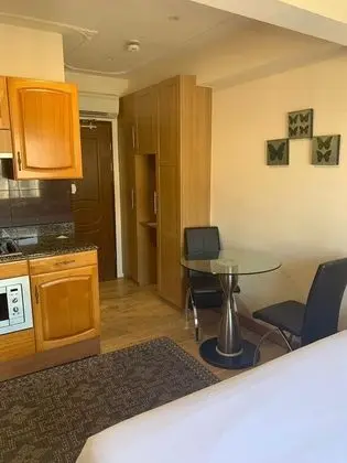 Deluxe Stüdyo, Özel Banyo