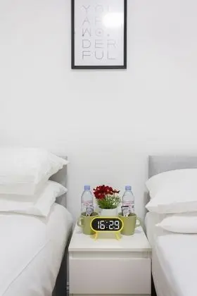 Dört Kişilik Oda, Ortak Banyo