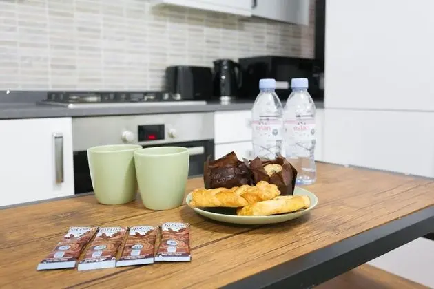 Dört Kişilik Oda, Ortak Banyo