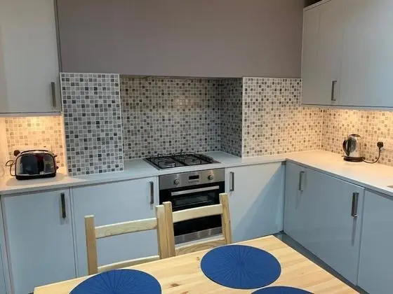 Dört Kişilik Oda, Ortak Banyo