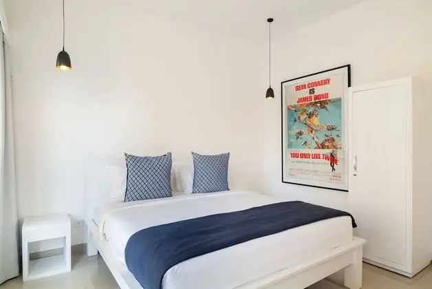 Luxury Tek Büyük Yataklı Oda, Havuz Manzaralı